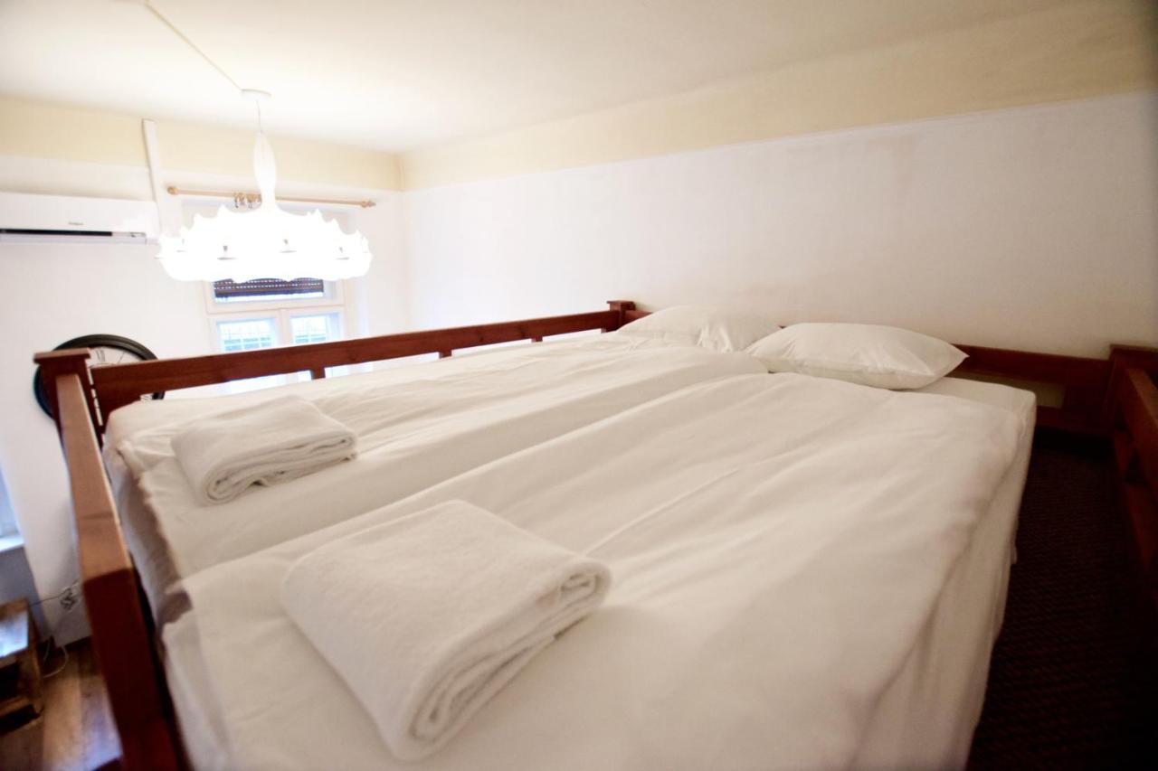 Standard Apartment By Hi5 - Nyugati Square บูดาเปสต์ ภายนอก รูปภาพ